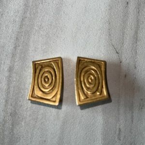 🖤Chico’s💕Antique  Finish Gold Clip Earrings
